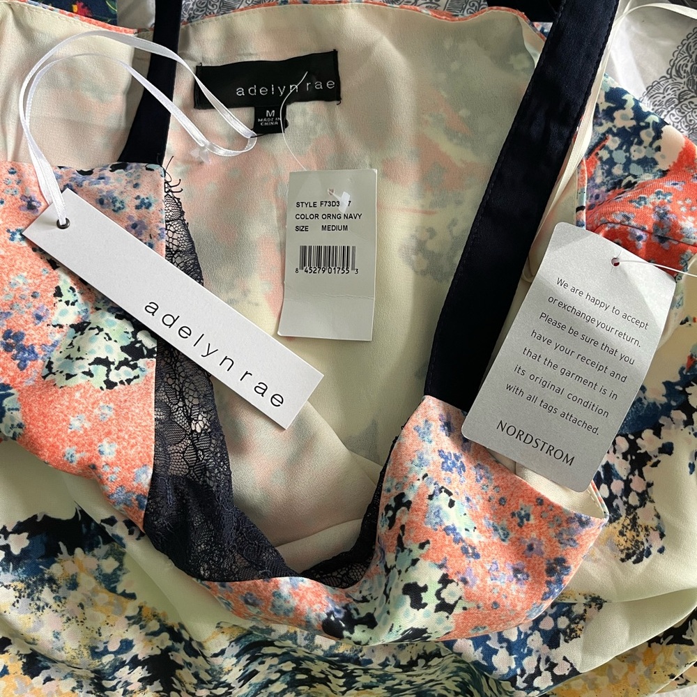 Gorgeous Adelyn Rae Print & Lace Dress // Sz. Med. // NWT - Picture 9 of 15